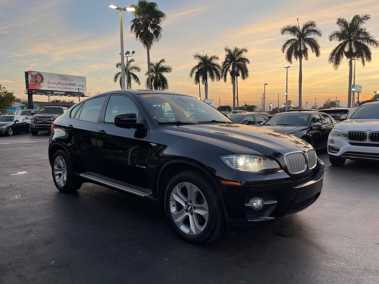 2011 BMW X6 SUV - $16,900