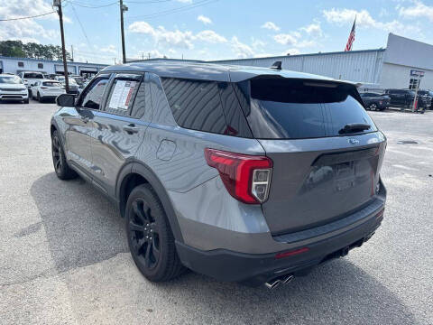 2022 Ford Explorer ST