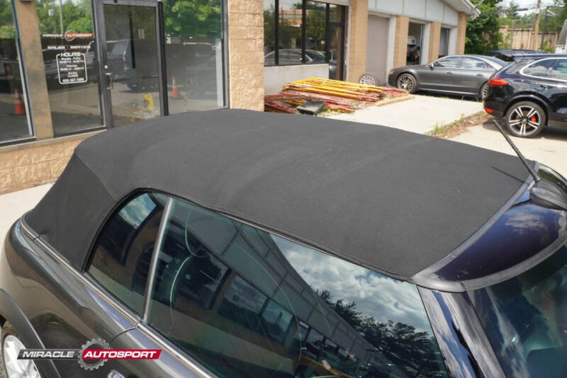 2011 MINI Cooper John Cooper Works
