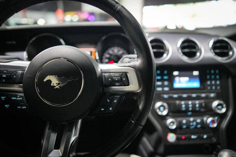 2015 Ford Mustang