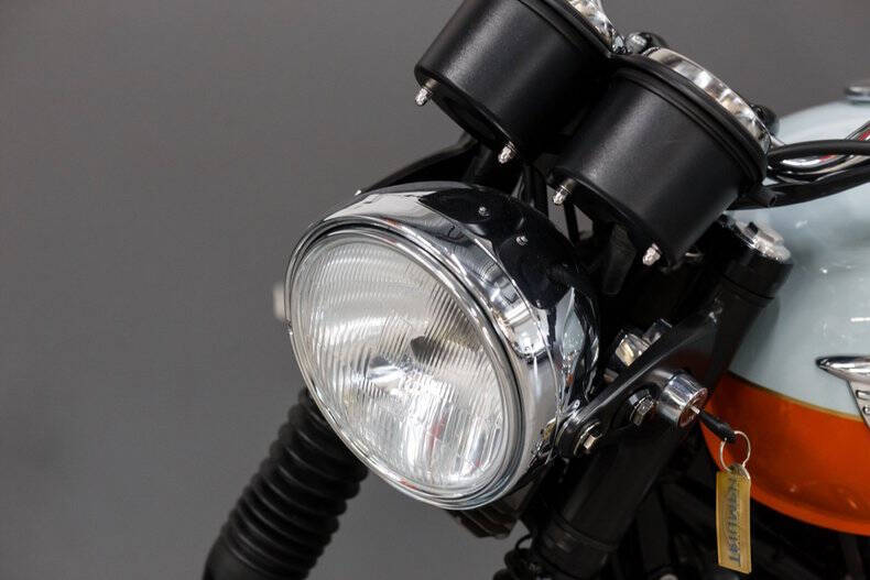 2000 Triumph Bonneville