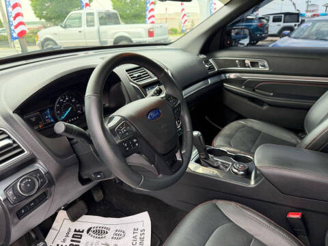 2017 Ford Explorer Sport