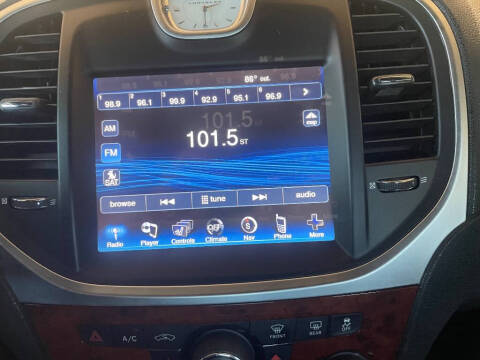 2012 Chrysler 300 Limited