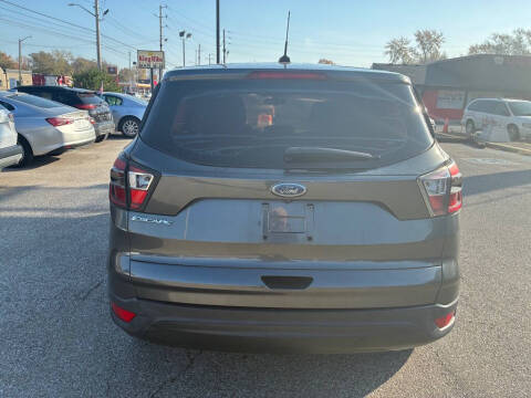 2017 Ford Escape S