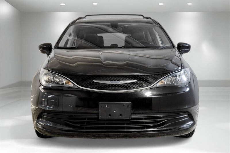 2020 Chrysler Voyager LXi