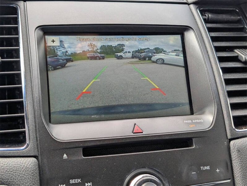 2017 Ford Taurus SEL