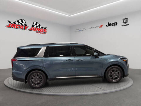 2025 Kia Carnival SX