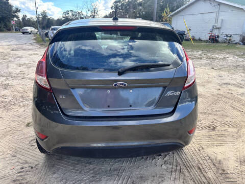 2015 Ford Fiesta SE