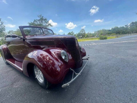 1937 Ford Cabriolet