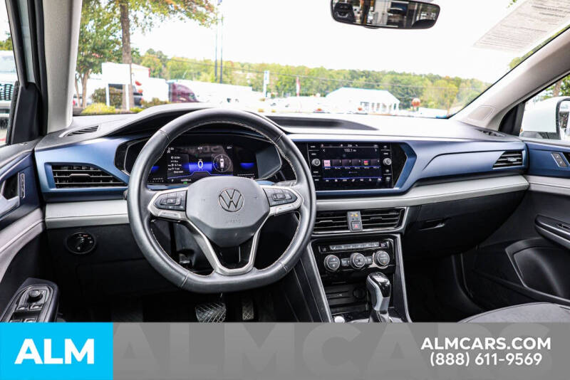 2024 Volkswagen Taos SE