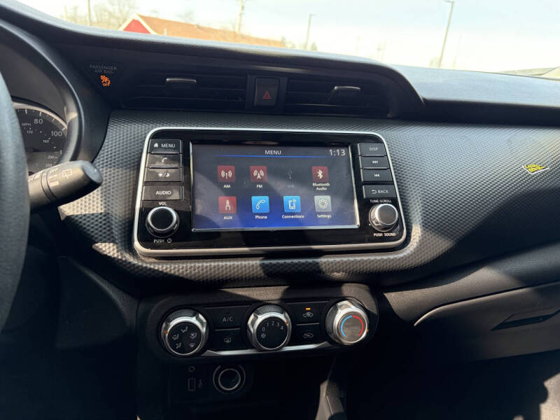 2024 Nissan Kicks S