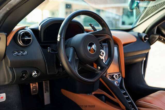 2022 McLaren 720S Spider