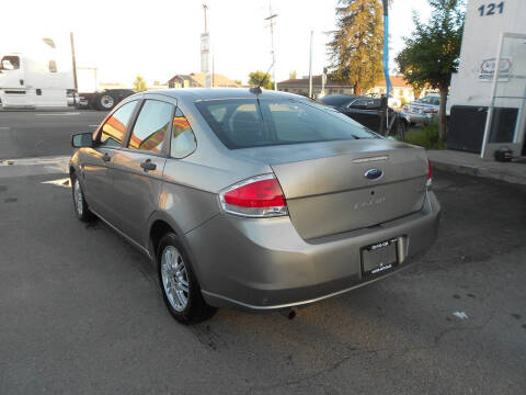 2008 Ford Focus SES
