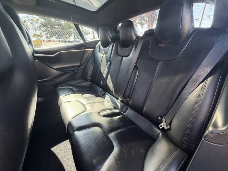 2016 Tesla Model S 90D