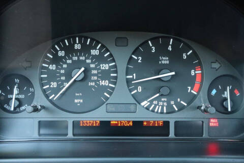 2002 BMW 5 Series 540i