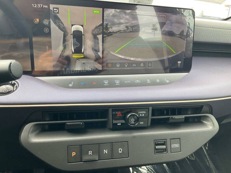 2026 Nissan LEAF Platinum+