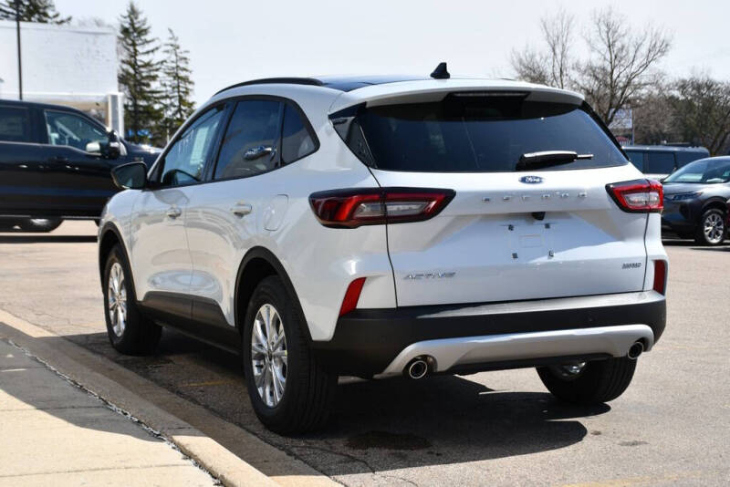 2025 Ford Escape Active