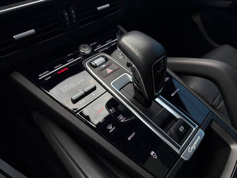 2023 Porsche Cayenne