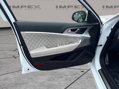 2023 Genesis G70