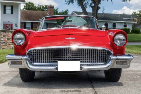1957 Ford Thunderbird