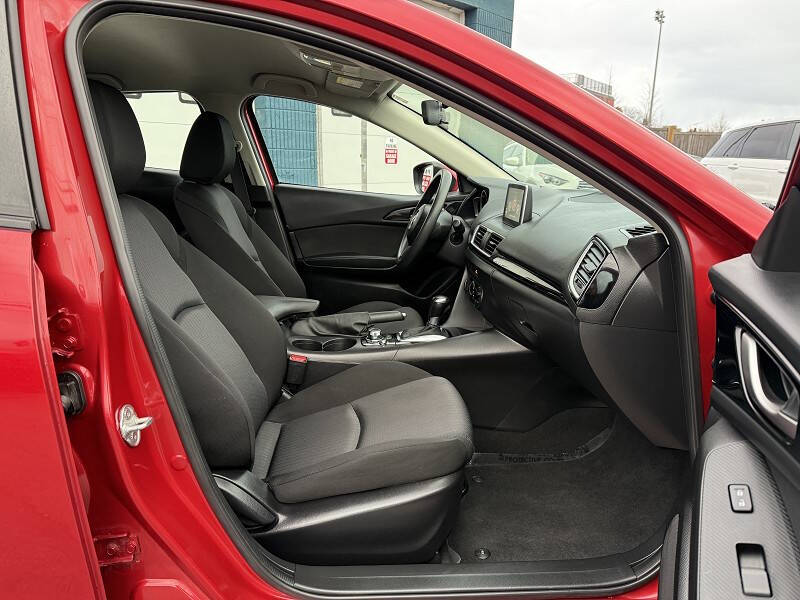 2015 Mazda MAZDA3 i Sport