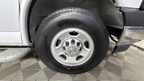 2024 Chevrolet Express 2500