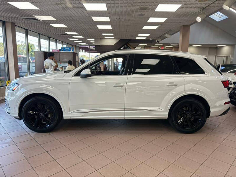 2022 Audi Q7 quattro Premium Plus 55 TFSI