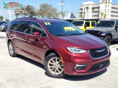 2022 Chrysler Pacifica for sale at GATOR'S IMPORT SUPERSTORE in Melbourne FL