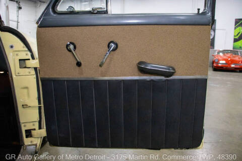 1951 Packard 200 Deluxe