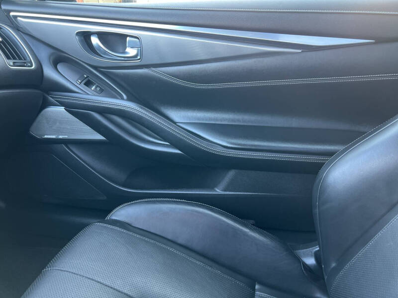 2017 Infiniti Q60 3.0T Premium