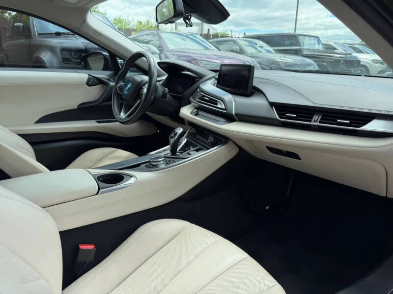 2015 BMW i8