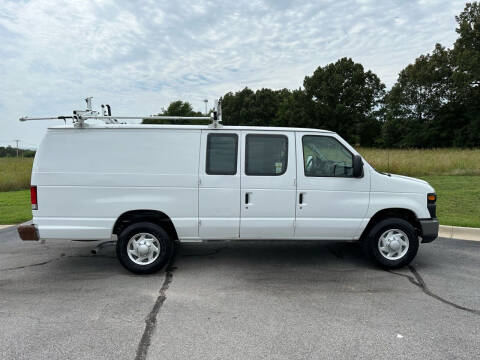 2012 Ford E-Series for sale at V Automotive in Harrison AR