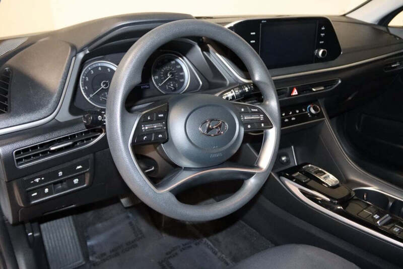 2023 Hyundai Sonata SE