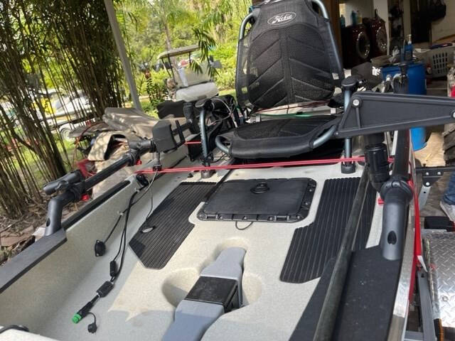 2017 MIRAGE HOBIE
