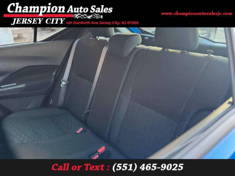 2023 Nissan Kicks SV