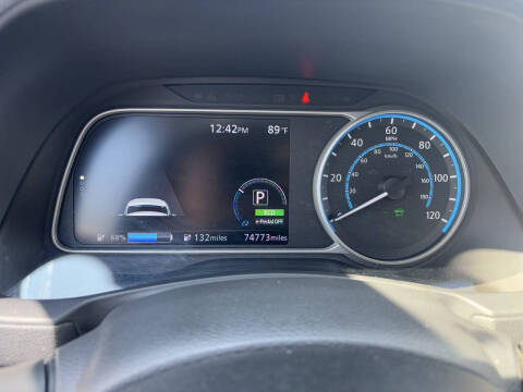 2022 Nissan LEAF SV PLUS