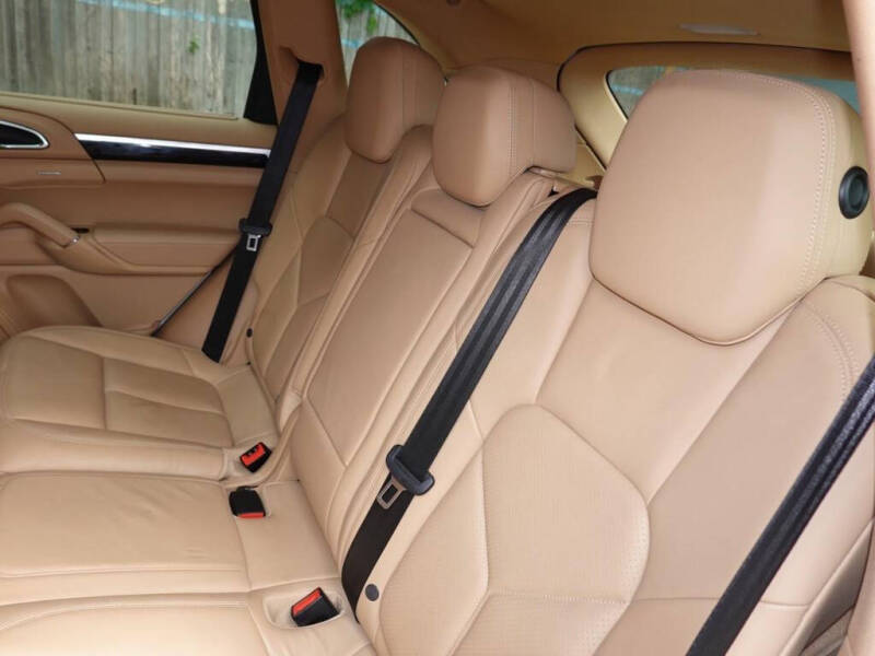 2014 Porsche Cayenne S