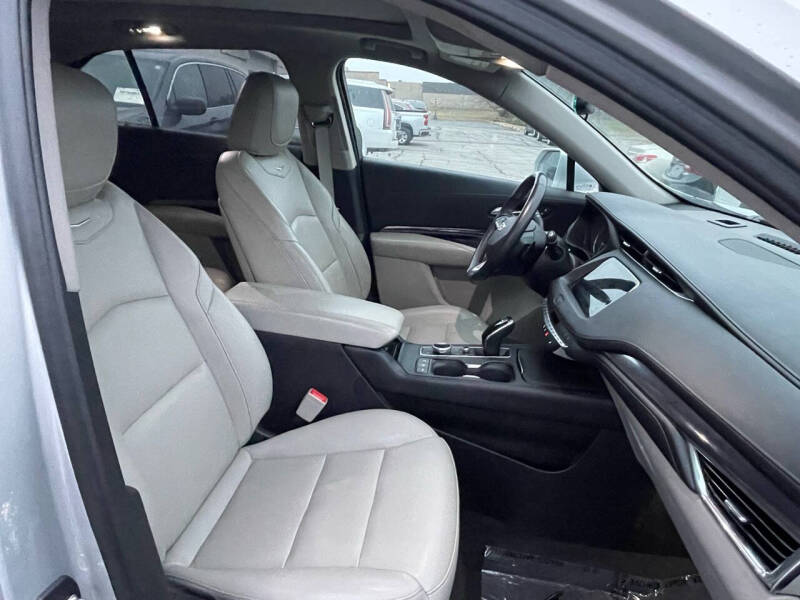 2020 Cadillac XT4 Luxury