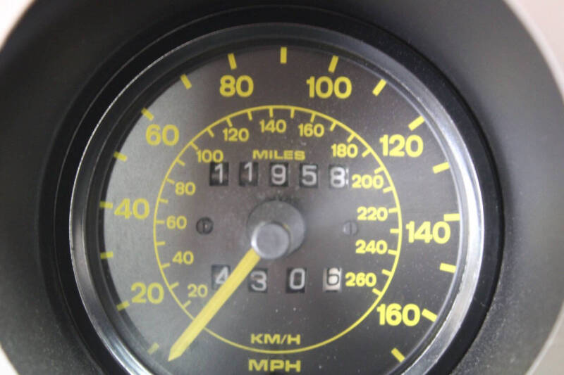 1984 Porsche 944