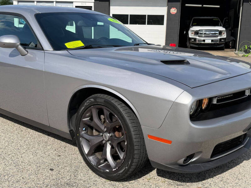 2018 Dodge Challenger SXT