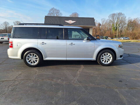 2014 Ford Flex for sale at G AND J MOTORS in Elkin NC