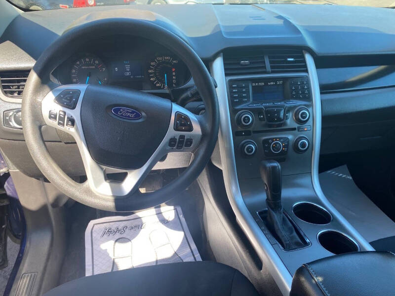 2011 Ford Edge SE