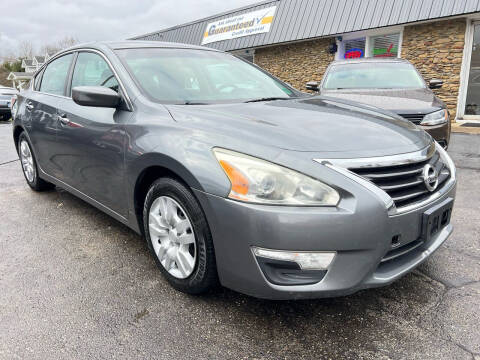 2014 Nissan Altima for sale at Approved Motors in Dillonvale OH