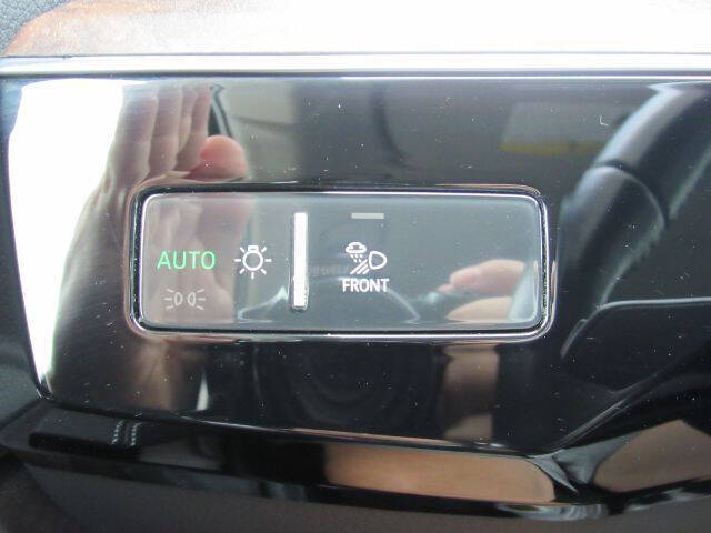 2019 Audi e-tron quattro Prestige