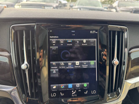 2018 Volvo S90 T5 Momentum