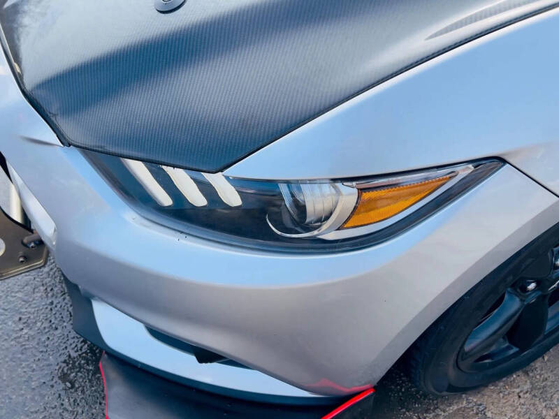 2015 Ford Mustang V6