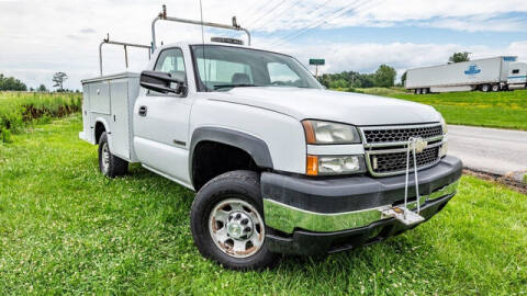 2006 Chevrolet Silverado 3500 for sale at Fruendly Auto Source in Moscow Mills MO