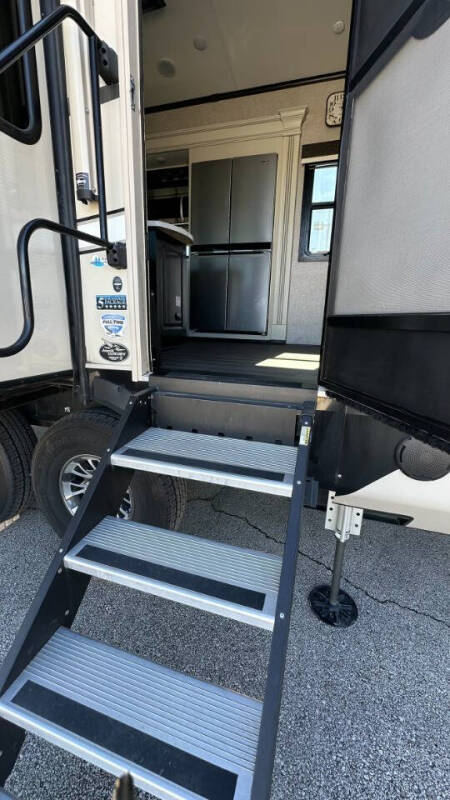 2022 Jayco Pinnacle