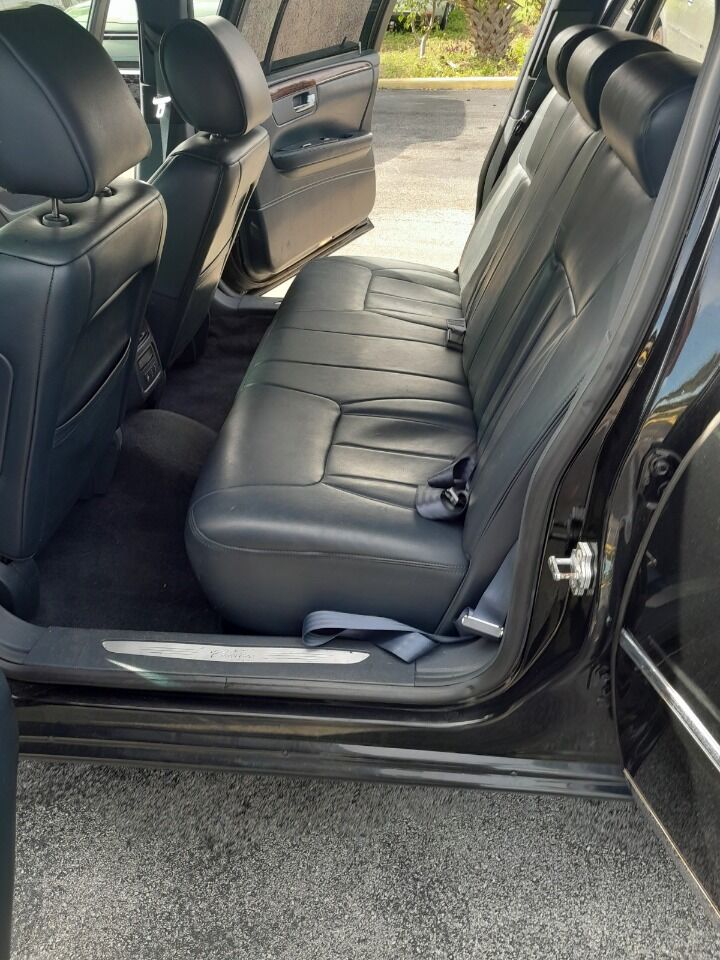 2010 Cadillac DTS Limousine - $12,950