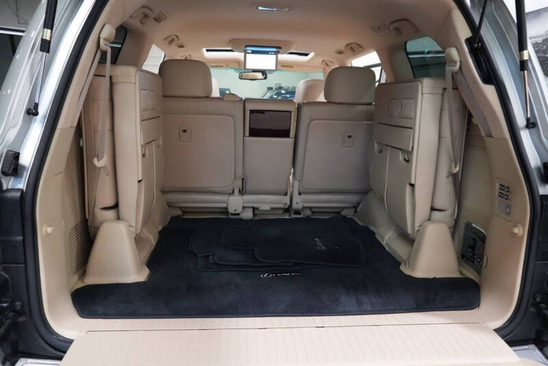 2011 Lexus LX 570